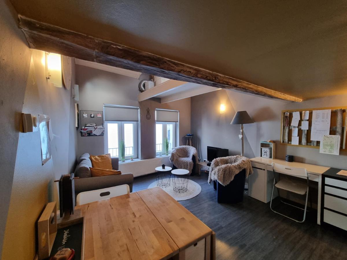 Studio Au Centre De Chimay, Arrivee Autonome Eksteriør bilde